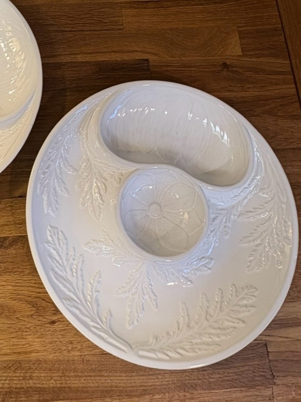 2 of 2 Bordallo Pinheiro White Artichoke Plate